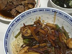 -鲁达面馆本帮风味(共康东路店)