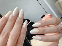-UU·NAIL美甲美睫專門店