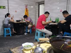 -石灰市毛记烧鸡公(解放碑店)