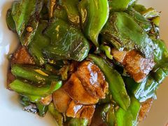 青椒炒肉-襄平西海兴饭店