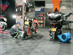 -摩道团机车工坊 摩托车维修 精洗店