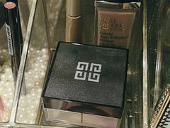 -浅深(世茂滨江精品店)