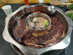 鸳鸯锅-星鸿社重庆老火锅