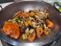 -七欣天香辣蟹火锅(南京建宁路大观天地店)
