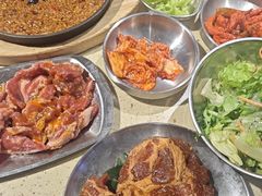 -安小胖韩国烤肉(财富广场画苑小区店)