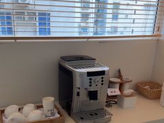 -卡罗酒店(东门晒布地铁站店)