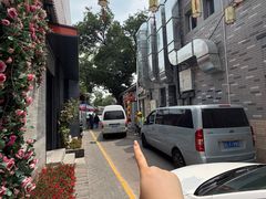 -毛辣果·贵州红酸汤牛肉火锅(西单店)