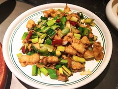 宣威小炒肉-云海肴云南菜·蒸汽石锅鱼(青岛万象城店)
