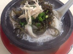 -刚砂锅鸡丝米线