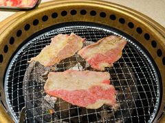 -蚂蚁洞·烤肉大营地(上海静安大悦城店)