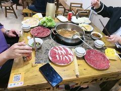 -乳仔牛牦牛汤锅 烤羊排(松潘古城店)