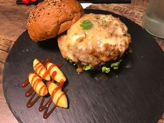 -HIGH FIVE哈福手工汉堡(桂林路店)