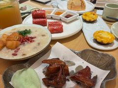 -蝴蝶里·粤菜·点心(滨江龙湖店)