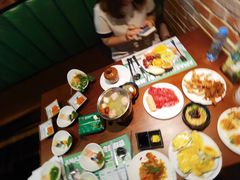 -亚马逊环球美食百汇(新城吾悦广场店)