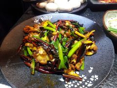 -草家酱蟹炭火烤肉店(珲春南路一店)