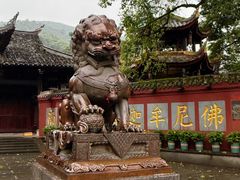 -峨眉山报国寺