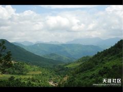 -瑶山大峡谷漂流景区