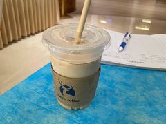 -瑞幸咖啡(大冲商务中心C座店)