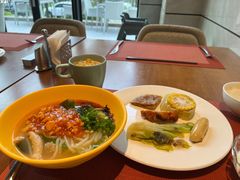 -厦门海沧正元希尔顿逸林酒店開全日餐厅