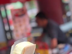 -詹爷爷乌节路街头冰淇淋