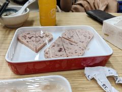 -杨老板·海鲜集市火锅·鲜切牛肉(中防万宝店)