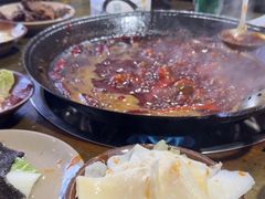 -黄潇洒老火锅(九眼桥宏济巷店)