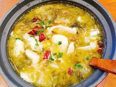 -周鱼小馆石锅酸菜鱼(活力汇店)