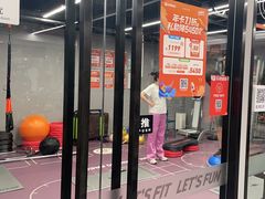 -乐刻运动健身精品馆(览秀城店)