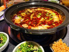 -小饕荟雅安贡椒鱼鲜馆(广福桥店)