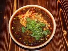 -余香七手工酸辣粉(荣勋花园店)