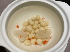 杏仁鸡头米-荣轩(新荣记环球金融中心店)