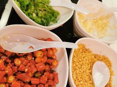 -鲜入围煮花胶鸡海鲜火锅