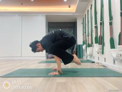 -莫纳瑜伽·普拉提