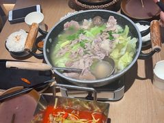 -川堂风·跷脚牛肉·乐山爆炒(宝山日月光店)