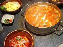 -野山舂·贵州现舂酸汤牛肉(东山店)