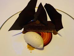 -迪拜帆船酒店海底餐厅