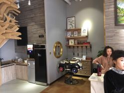 点击看大图 -可爱多国际儿童摄影会馆(龙泉店)
