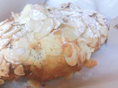 杏仁羊角-麦田工坊(月湖店)