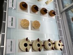 -潮一不贰·法式甜品·生日蛋糕·西式简餐(外滩店)