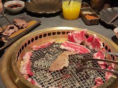 -铭牛烧肉·和牛海鲜自助(高新月牙湖店)