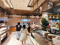 -广州万富希尔顿酒店·感趣自助餐厅·金秋蟹宴生蚝海鲜刺身烧烤