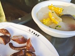 -老鼎万春卤菜(五代传承创始老店)