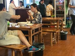 大堂-张小文胡辣汤(龙柏新村店)