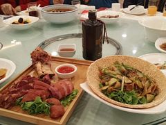 -江南村酒家