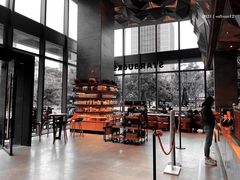 -星巴克臻选(杭州嘉里中心1F店)