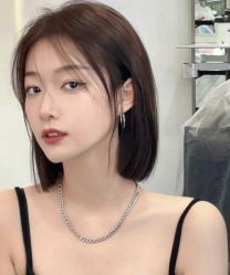 -变画·发型STUDIO