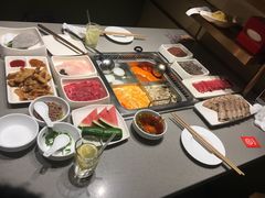 -海底捞火锅(金山百联店)