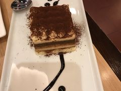 -必胜客(瑞虹店)