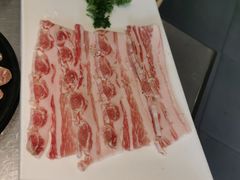 猪肉五花-合易泓烤肉•首创生椰大油边(宁山路店)