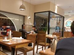 大堂-胡氏大盘鸡新疆菜(石岗店)